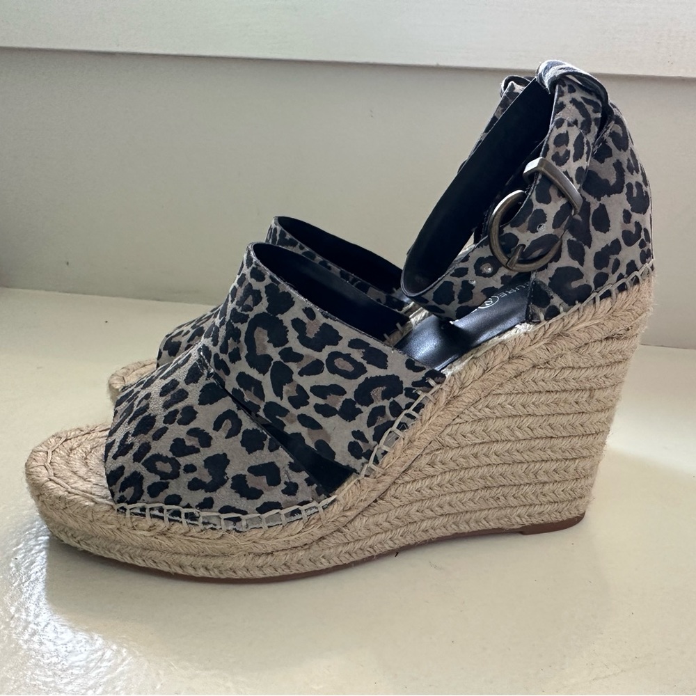 Super cute Treasure & Bond leopard print wedges.
